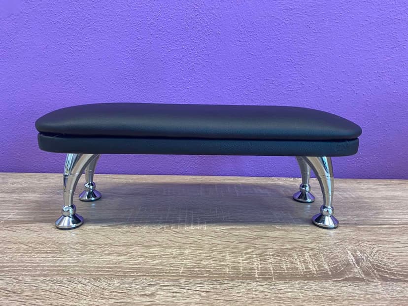 Поставка за ръце при маникюр